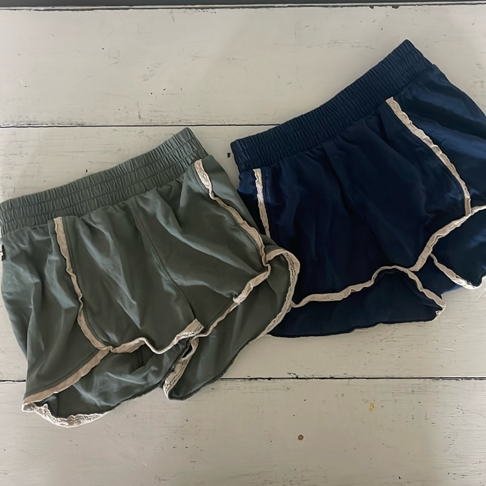 Tea collection girls lace shorts - lightweight size 6 - 2 pair
